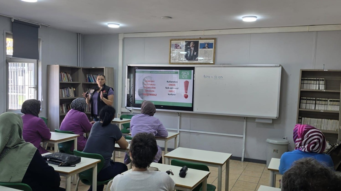 EĞİTİMİN DÜZCESİ AİLE AKADEMİSİ HAZİRAN AYI SEMİNERİ